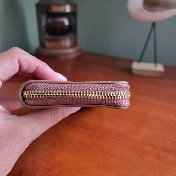 Coach F54630 Signature Brown Tan Leather Coated Canvas Accordion Zip Wallet - Picture 6 of 13